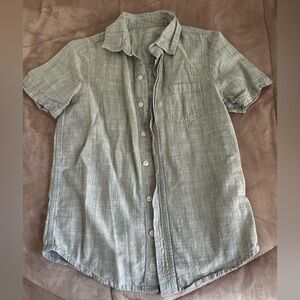 Arizona Jean Co. gray button up shirt size M 10/12